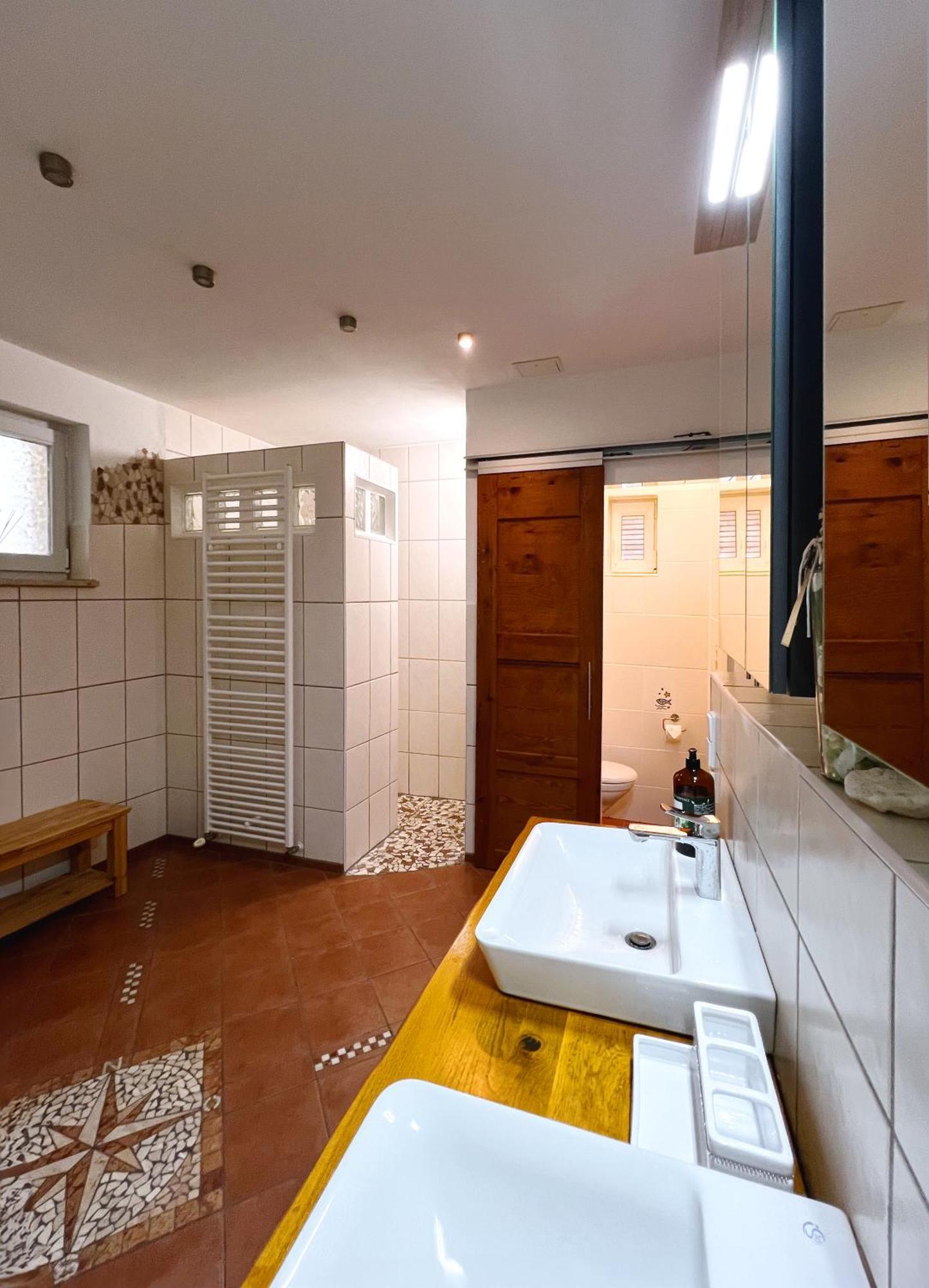 Haus Am Berzdorfer See - 3 Schlafzimmer - Ganzes Haus Zur Alleinnutzung - Terrasse - Hochwertige Ausstattung Görlitz Buitenkant foto